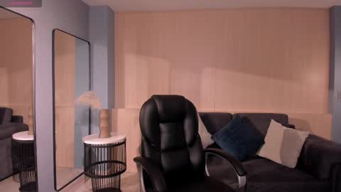 Natalie Lewis online show from 03.19.26