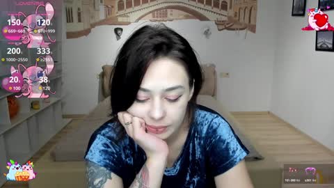 Snapshot of natalimillers chatting on 12.11.24 Natali online show from 12.11.24
