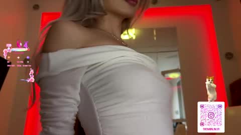 Snapshot of natalimurr chatting on 04.15.26 Natali online show from 04.15.26