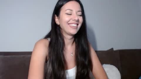 Snapshot of natallye0 chatting on 09.30.25 Natallie online show from 09.30.25