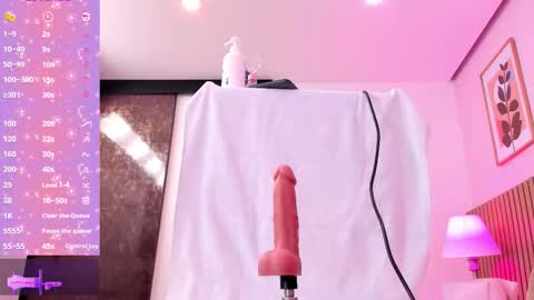 Snapshot of nataly_thierry chatting on 11.05.25 Nataly online show from 11.05.25