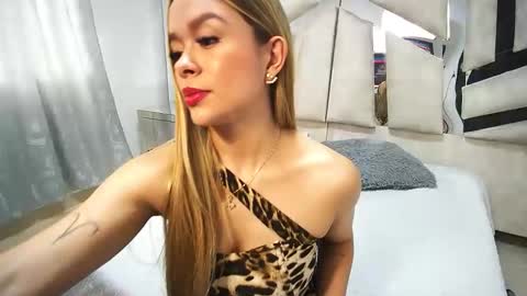 Natalye foster online show from 12.07.24