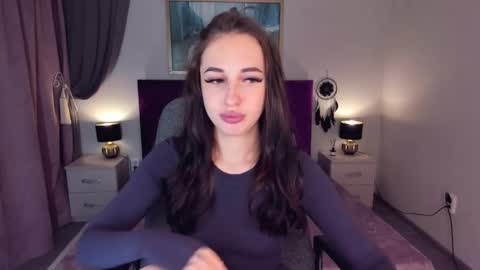 Snapshot of natalyfreman chatting on 12.23.24 Nataly online show from 12.23.24