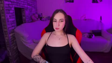 Snapshot of natalyfreman chatting on 02.18.25 Nataly online show from 02.18.25
