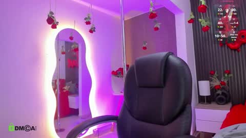 Snapshot of natasha__jackson chatting on 02.15.26 natasha online show from 02.15.26