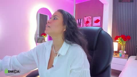 Snapshot of natasha__jackson chatting on 04.10.26 natasha online show from 04.10.26