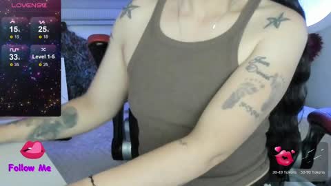 Snapshot of natasha__logan chatting on 05.15.26 Natasha online show from 05.15.26