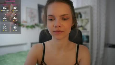 Snapshot of natasha__malkova chatting on 05.10.26 natasha__malkova online show from 05.10.26