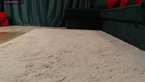 Naty  online show from 04.17.26