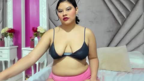 Snapshot of natasha_bigbooty chatting on 10.03.25 natasha online show from 10.03.25