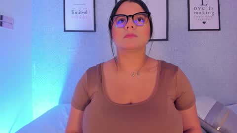 Snapshot of natasha_harpper chatting on 03.27.26 Natasha online show from 03.27.26