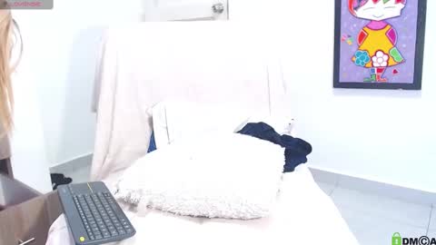 Snapshot of natasha_jm chatting on 02.18.25 Natasha online show from 02.18.25