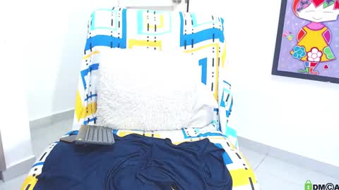 Snapshot of natasha_jm chatting on 03.04.25 Natasha online show from 03.04.25