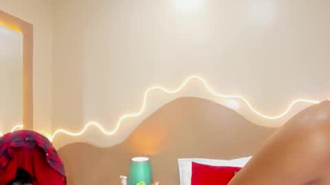 Snapshot of natasha_jurado chatting on 02.16.26 N A T A S H A online show from 02.16.26