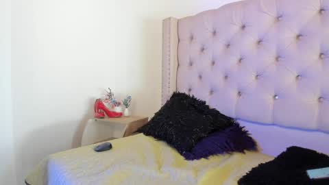 Natasha Claus online show from 05.15.26