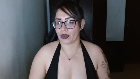 Natasha Smithe  online show from 05.18.26