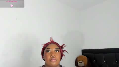 Natassha  online show from 02.15.25