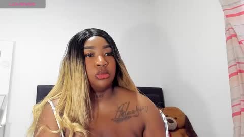 Natassha  online show from 03.11.25