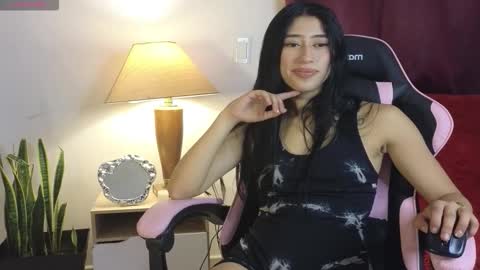 NATHALIA online show from 03.06.26