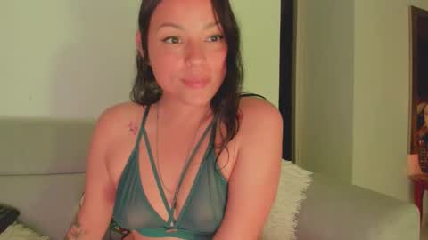 Nataly independent model dont forget to leave your like that will help me grow as a model online show from 11.27.25