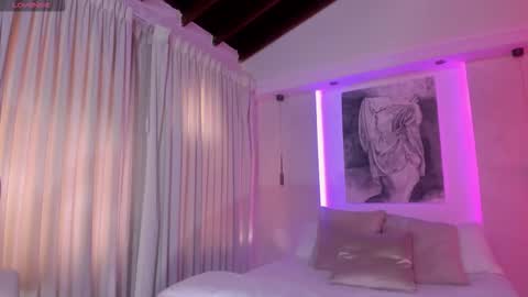 NATHALIE online show from 01.05.26