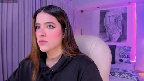 Snapshot of nathalie_rivers chatting on 02.25.26 NATHALIE online show from 02.25.26