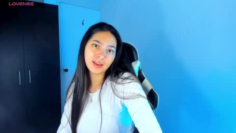 Nathalie online show from 12.23.24