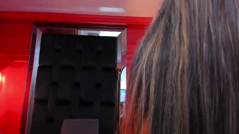 nathalie rossel online show from 03.04.25