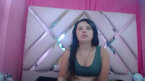 Snapshot of nathaly_sweet23 chatting on 12.16.25 Nathaly sweet online show from 12.16.25