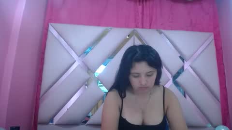 Snapshot of nathaly_sweet23 chatting on 12.23.25 Nathaly sweet online show from 12.23.25