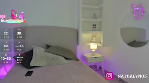 NATHALY  online show from 09.18.25