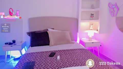 NATHALY  online show from 10.01.25