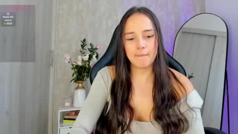 Snapshot of nathalyxx_ chatting on 05.14.26 nathalyxx_ online show from 05.14.26