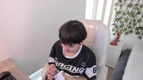 Snapshot of nathalyy_ds chatting on 11.26.25 nathalyy_ds online show from 11.26.25