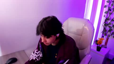 Snapshot of nathalyy_ds chatting on 02.21.26 nathalyy_ds online show from 02.21.26