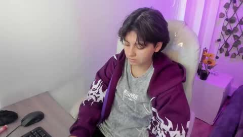 Snapshot of nathalyy_ds chatting on 02.24.26 nathalyy_ds online show from 02.24.26