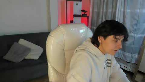 Snapshot of nathalyy_ds chatting on 02.25.26 nathalyy_ds online show from 02.25.26