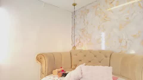 Natha online show from 11.21.25