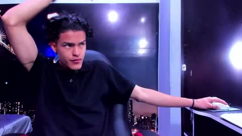 Snapshot of nathan_carson1 chatting on 12.03.24 nathan_carson1 online show from 12.03.24