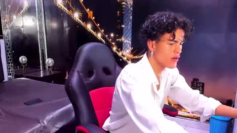 Snapshot of nathan_carson1 chatting on 12.05.24 nathan_carson1 online show from 12.05.24