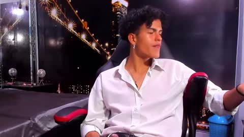 Snapshot of nathan_carson1 chatting on 12.05.24 nathan_carson1 online show from 12.05.24