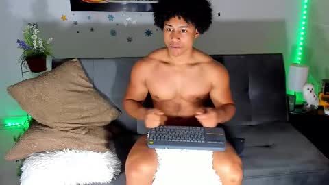 Snapshot of nathan_sexy247 chatting on 02.07.26 Nathan online show from 02.07.26