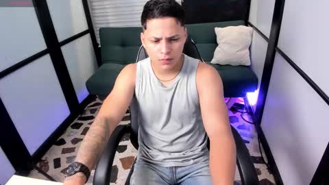 Snapshot of nathan_specter chatting on 10.01.25 Nathan online show from 10.01.25