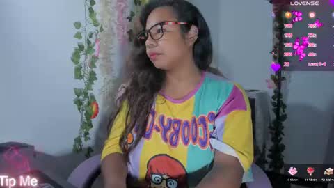 Snapshot of nathasha_jhonsom_ chatting on 07.16.26 Naty online show from 07.16.26