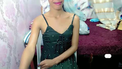 Snapshot of native_princess1 chatting on 09.24.25 native_princess1 online show from 09.24.25