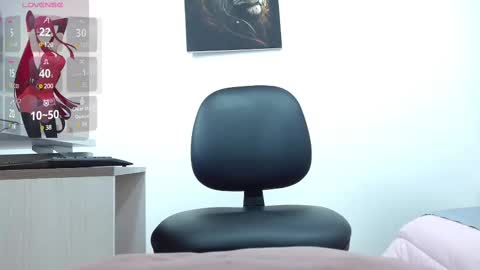 Snapshot of nato_evans chatting on 03.12.25 nato_evans online show from 03.12.25