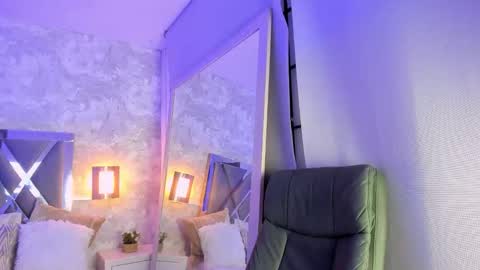 Natalia online show from 02.22.26