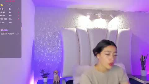 Snapshot of natt_collins chatting on 07.19.26 Natalia online show from 07.19.26
