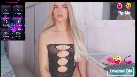 Snapshot of nattasha_dior chatting on 03.25.26 nattasha_dior online show from 03.25.26