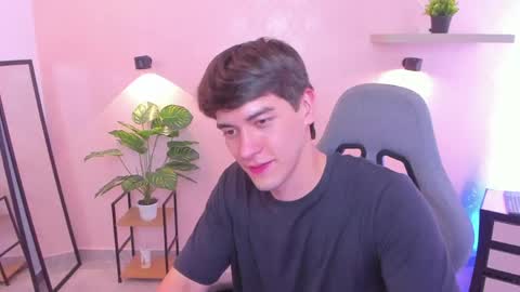 Snapshot of natte__ chatting on 04.14.26 Nathaniel online show from 04.14.26